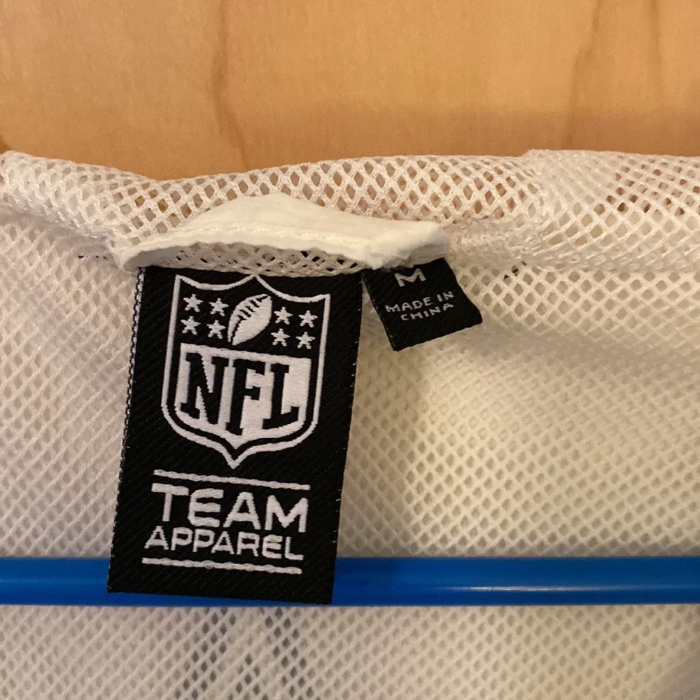 NFL New Orleans Saints Windbreaker - Picture 2 of 4